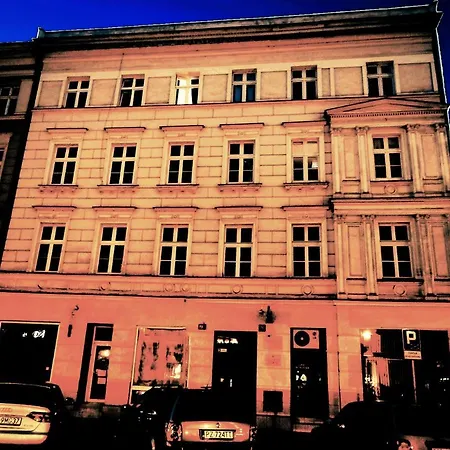 Good Juju Private & Basic Stary Rynek * Poznaň